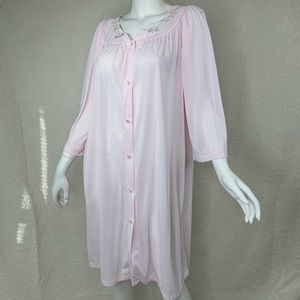 Miss Elaine Classics Embroidered 3/4 Sleeve Robe